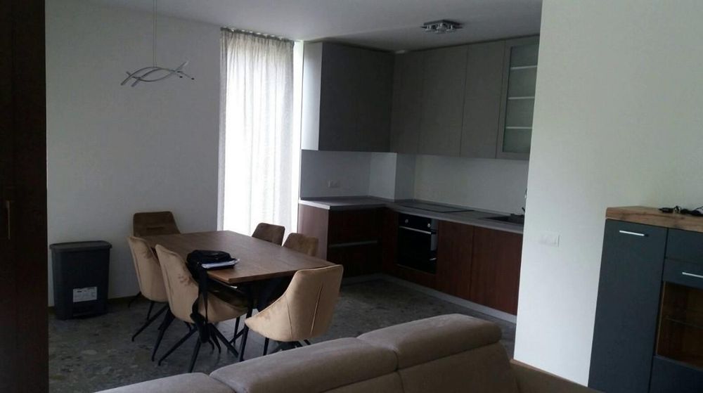 Дава се под наем Тристаен апартамент в София, Бояна - 105 кв.м за 1250 € - Снимка #3