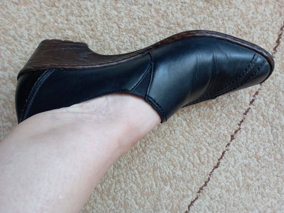 Туфли женские черные