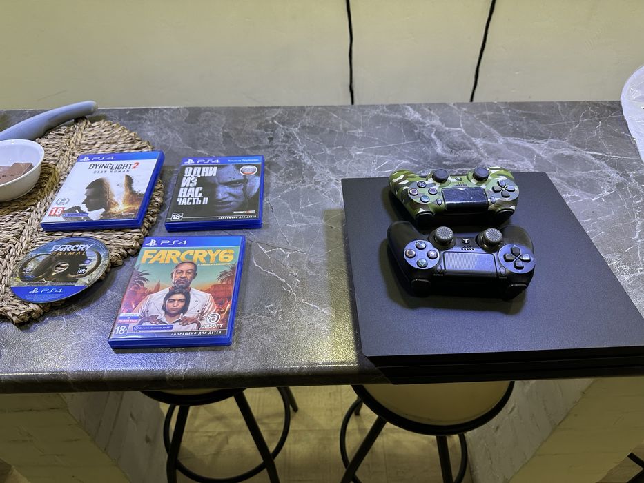 Playstation 4 Pro 1tb