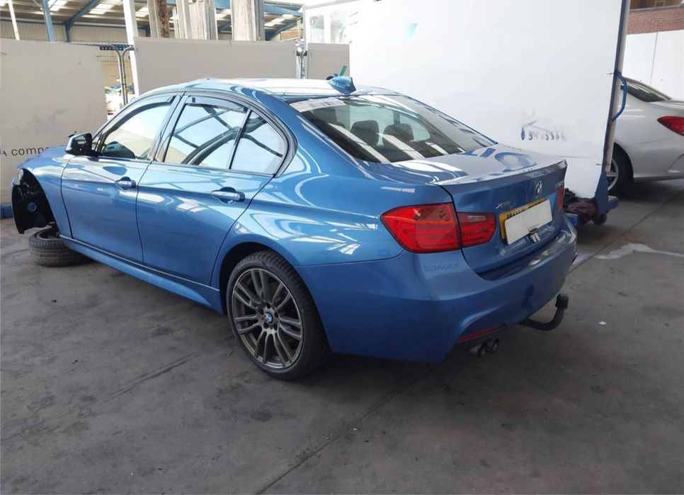На Части Бмв ф30 330д 258к.с. Хдрайв(bmw f30 na chasti 330d M sport)