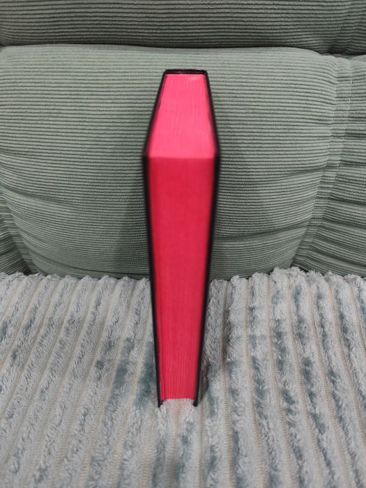 Книга "Дитя Дракулы"