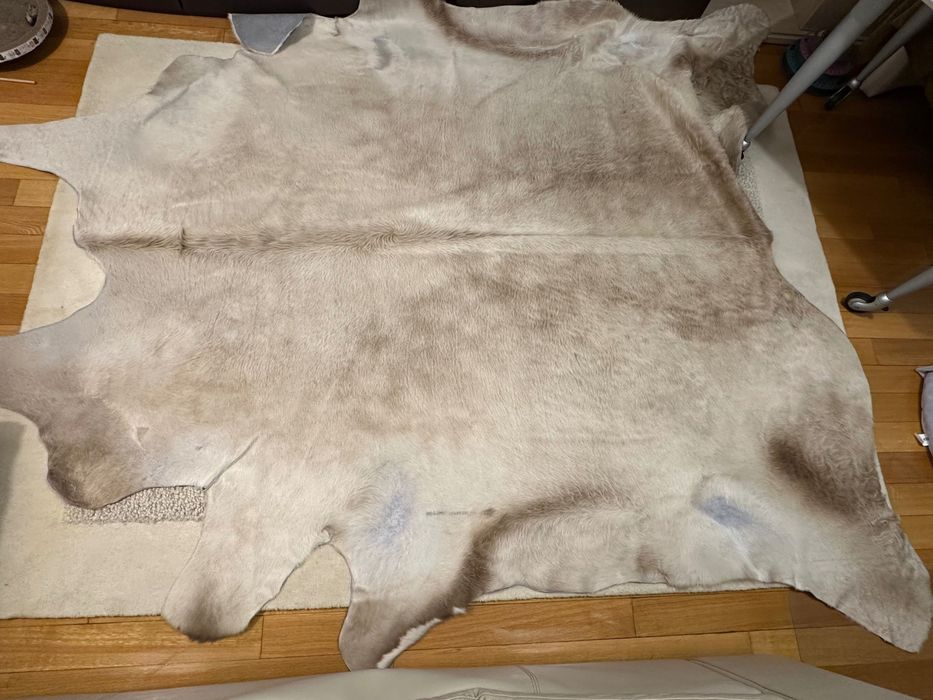 Covor mare din piele vaca