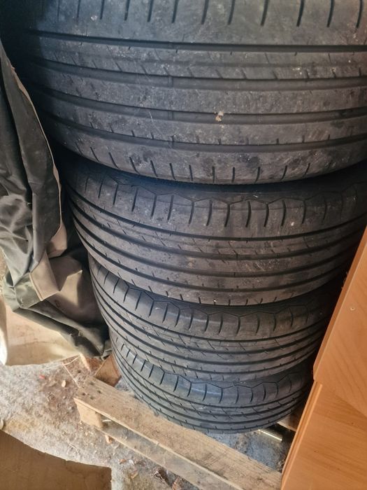 Genti cu cauciucuri 205/50/17