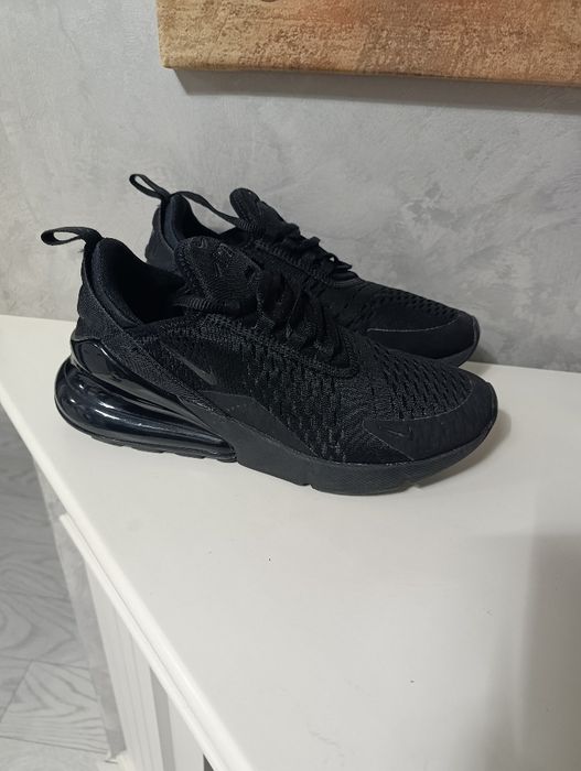 Pantofi sport mărimea 39