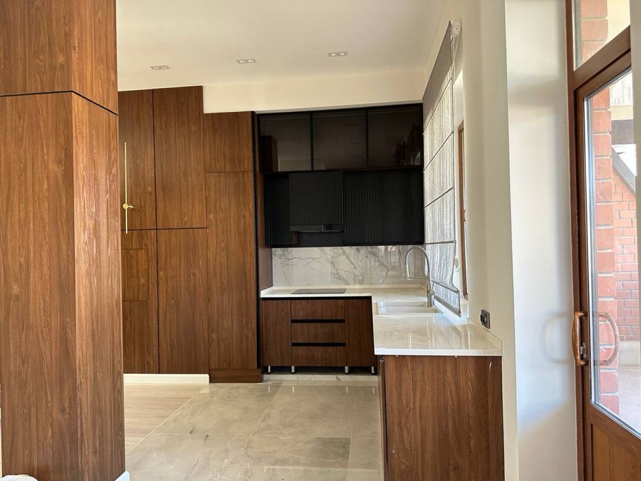 Аренда ЖК Dream House 4/10/10 180 м2