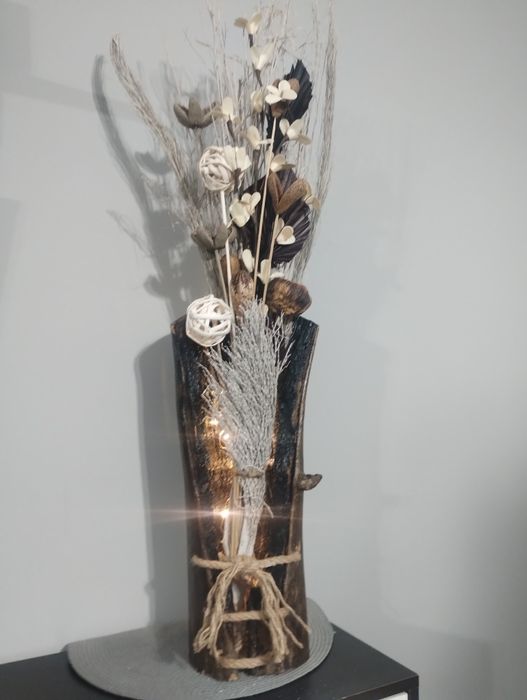 Ваза от дърво,единствен екземплярр