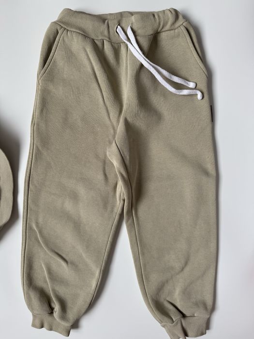 Набор одежды 116: тёплые костюмы + комбинезон