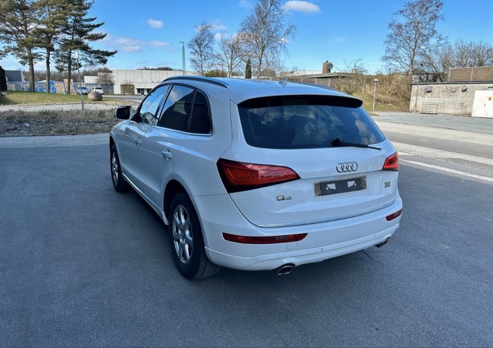 На части: Audi Q5 2015 2.0TDI 190hp CNHA AdBlue | S-Tronic PZQ | 210 000 км