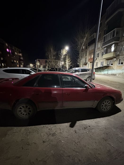 Продам ауди 100 с4