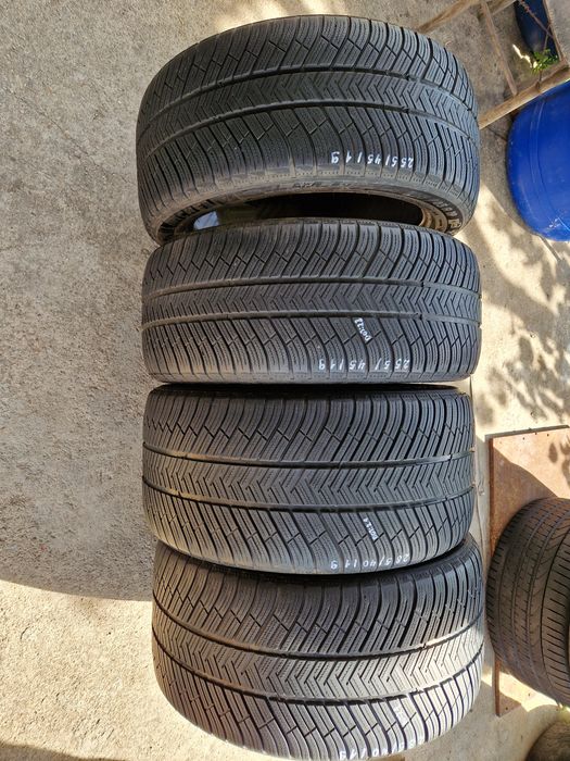2бр.255/45/19 и 2бр.285/40/19 MICHELIN