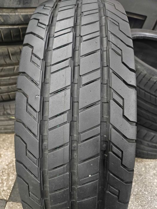 1бр 215/75/16 С CONTINENTAL 8мм грайфер дот:22г безплатен монтаж