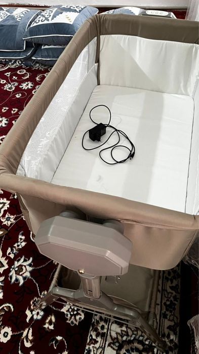 Колыбель манеж с электромотрчиком