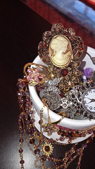 Mistery Jewelry Cup