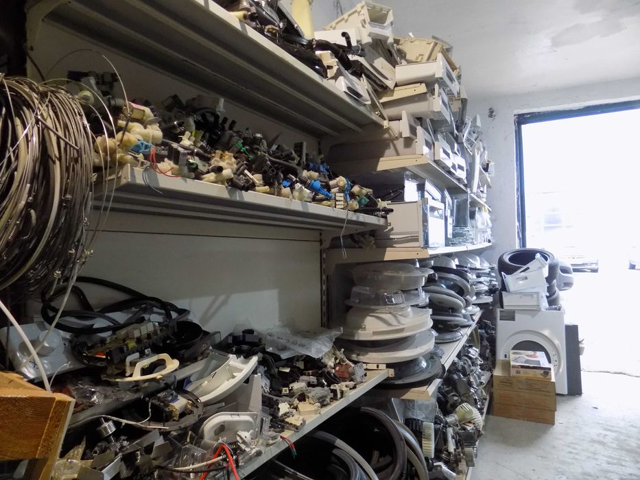 Резервни части за сушилни, перални и съдомиялни