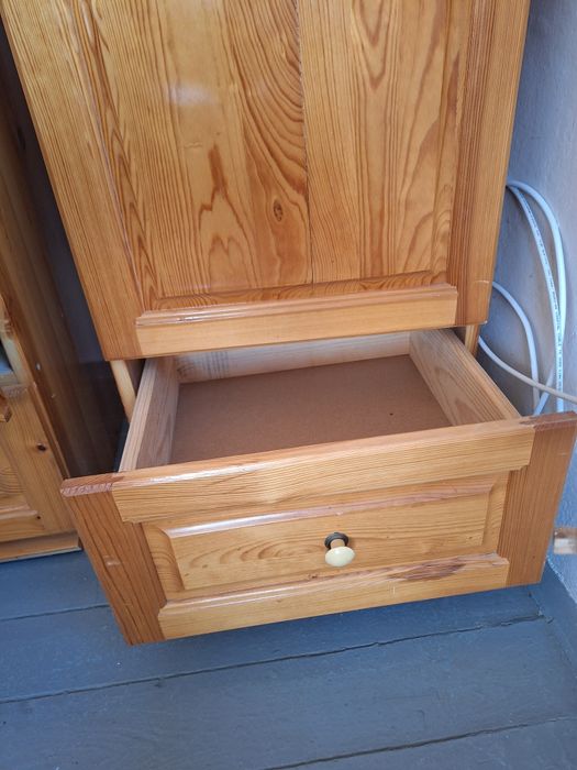 Гардероб еднокрилен