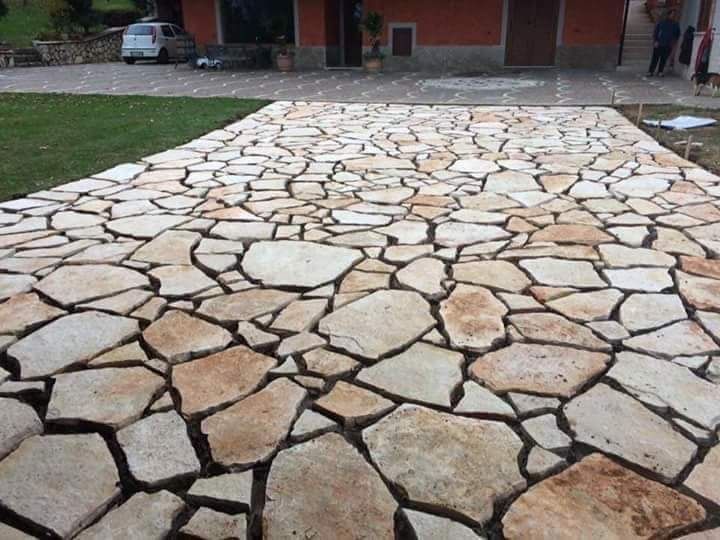 Piatra naturala de munte si montaj profesional