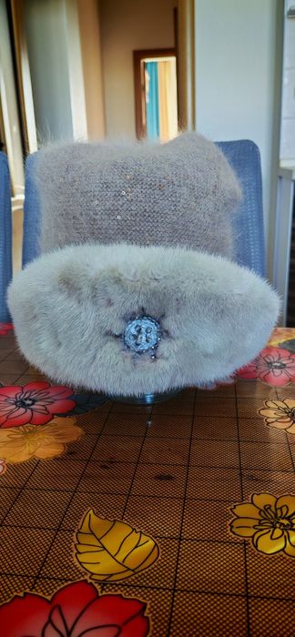 Продам норковую шапку