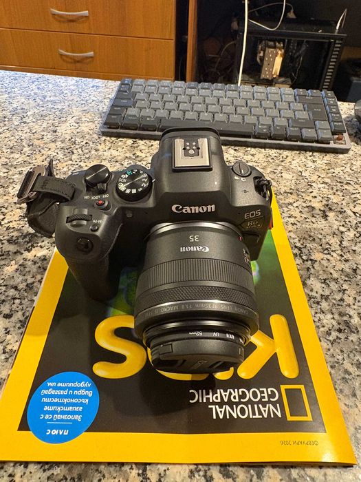 Canon EOS R6 Mark II + RF 35 1.8 IS Macro + аксесоари