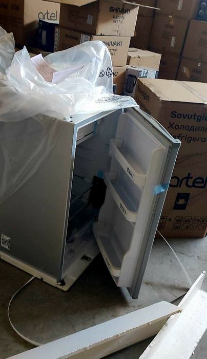 Холодильник Артел мини. Xolodilnik artel