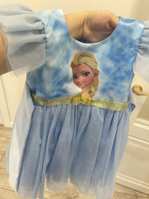 Продам платье Эльза