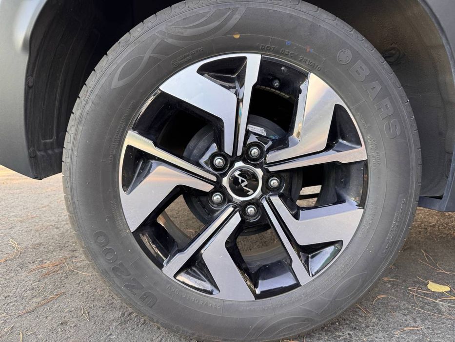 Kia sonet 3 pozitsiya sotiladi prestige