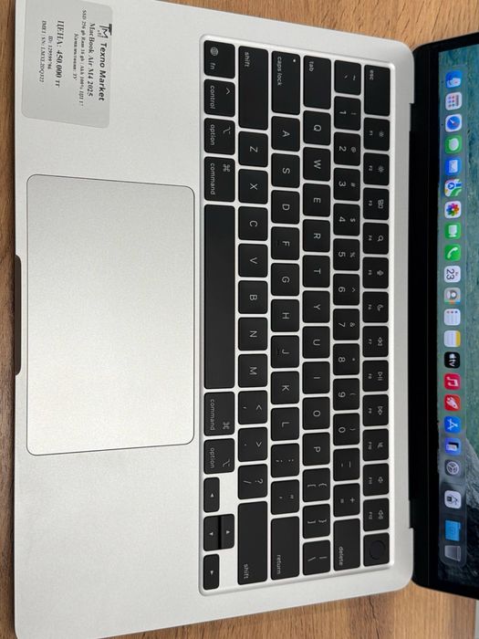 MacBook Air M4 2025