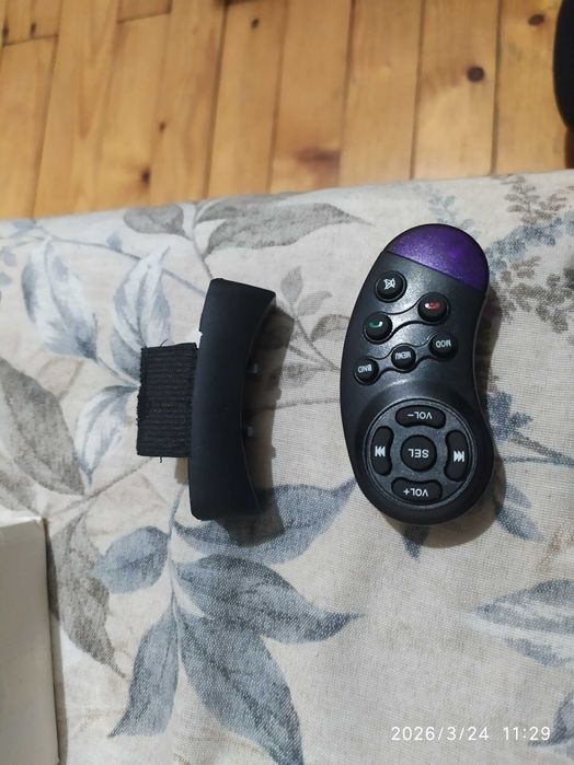 Мултимедия 1дин  плюс дистанционно управление.