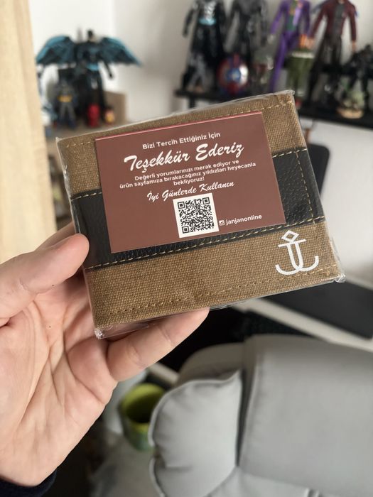 Portofel Slim Nou! Schimb