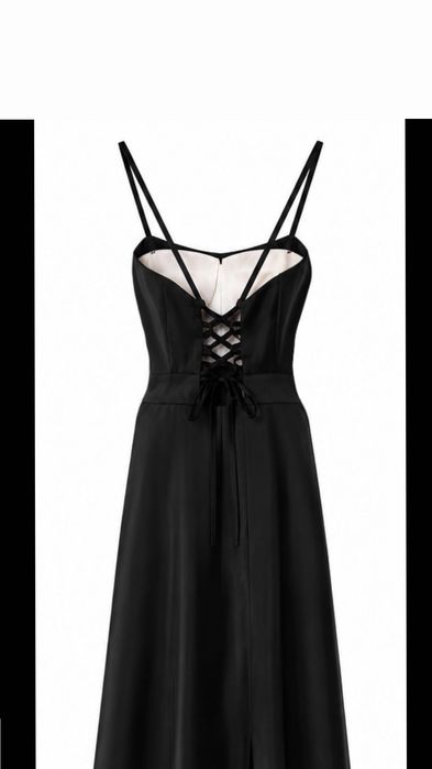 Rochie elegantă neagră