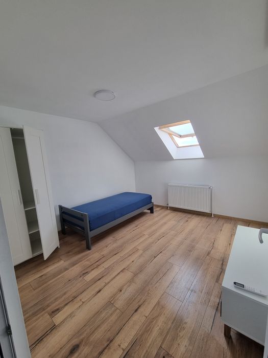 Garsonieră de închiriat