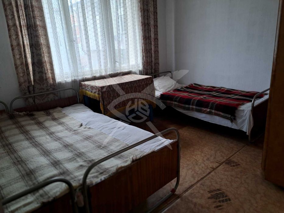 Триетажна Къща - Несебър