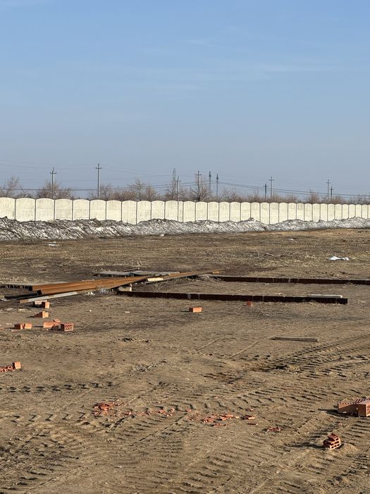 Трубы уголки  новые