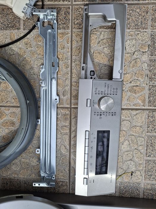 "AEG" пералня на части