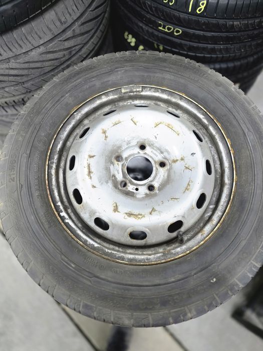 Jante T5 cu anvelope 215/65/16C vara CONTINENTAL