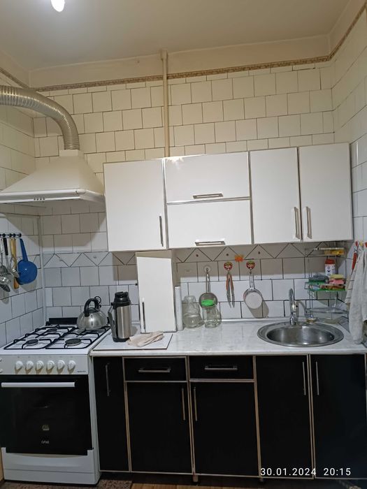 Продаётся 4х комнатная квартира в Яшнабадском районе. Массив Панельный