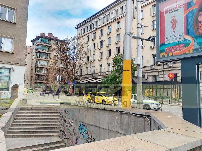 Дава се под наем Двустаен апартамент в София, Център - 77 кв.м за 397.8 € - Снимка #6