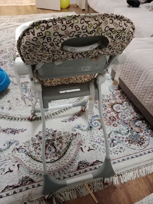 Продам стул для кормления