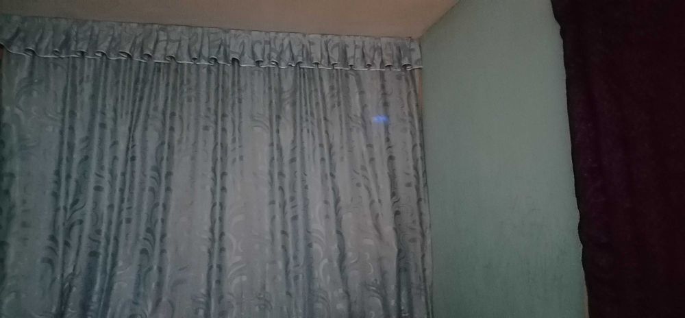 Hovli uy sotiladi 6 sotix