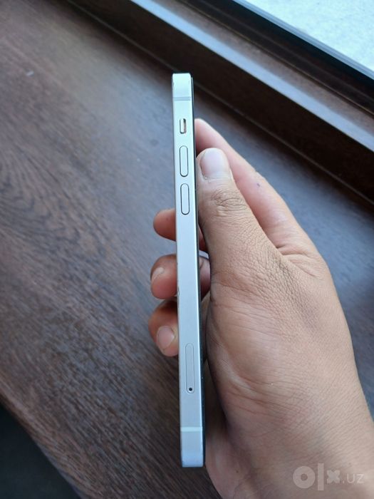 Iphone 12 ideal holatda