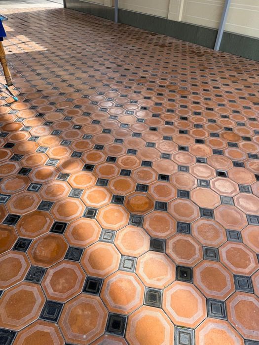 Брусчатка б/у 250 квадратных м². Самовывоз. Цена договорная