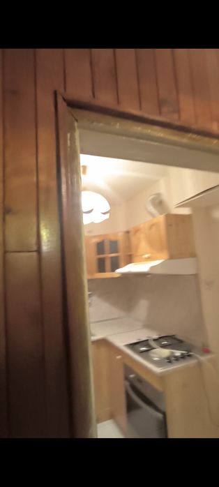 Кухня от естествено дърво