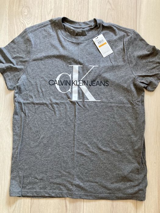 Tricouri multicolor barbati