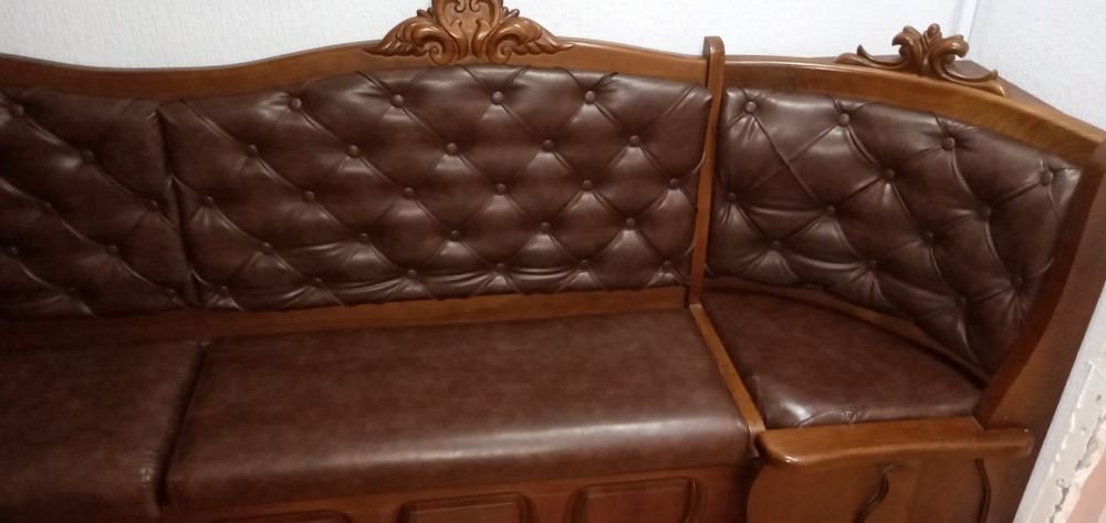 Перетяжка,ремонт,переделка мягкой мебели