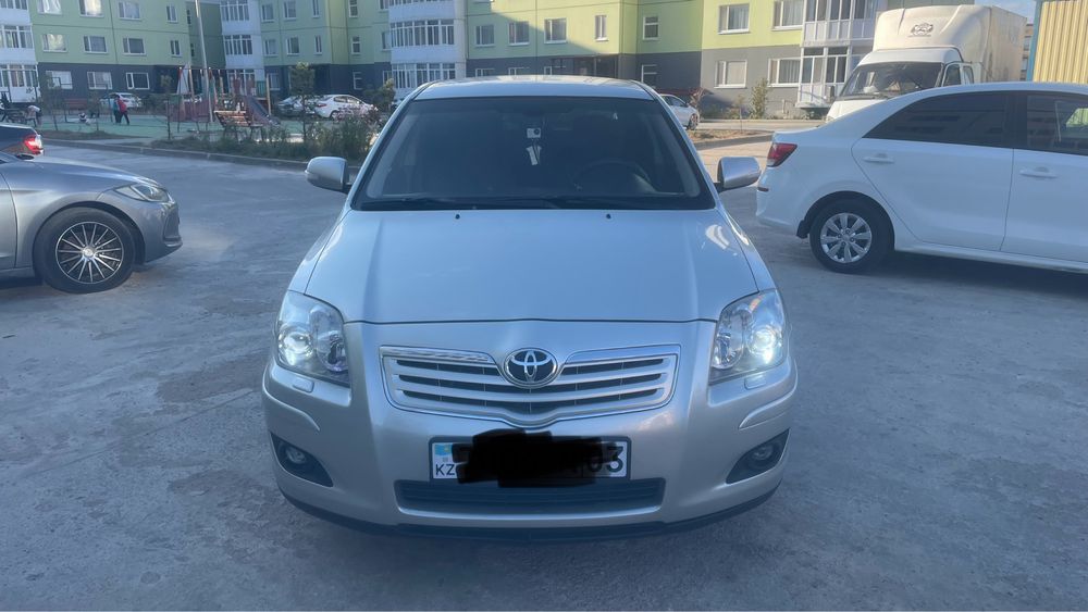 Продаю Toyota Avensis 2007