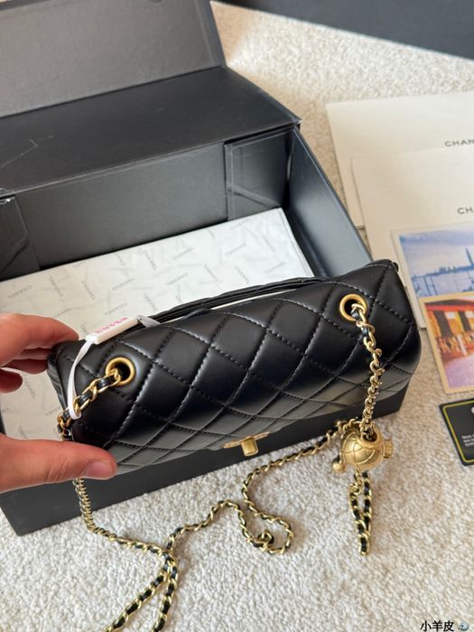 Geanta Chanel piele