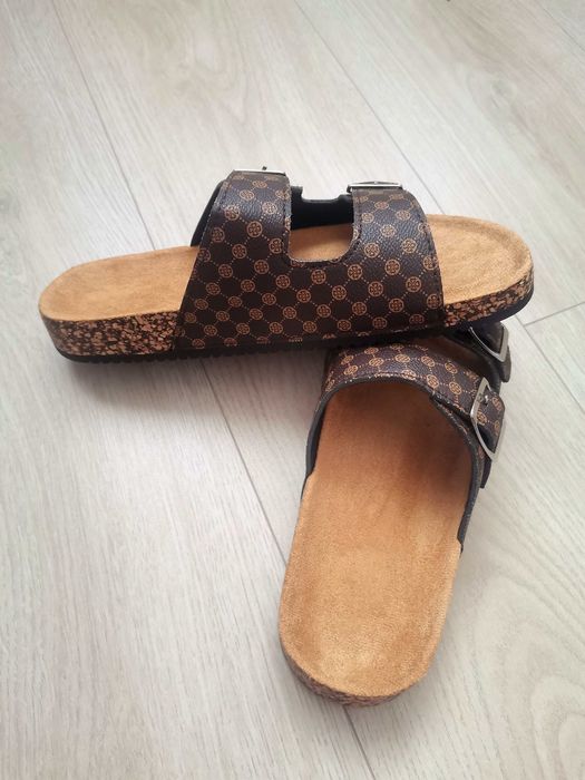 Дамски Чехли топ модел