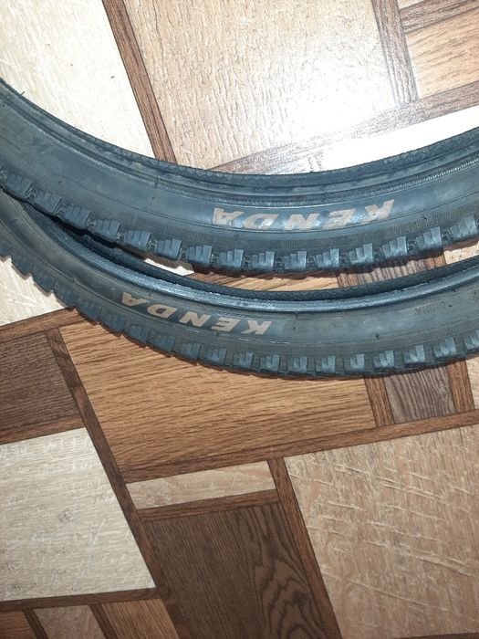 Продам срочно велосипедные шины KENDA