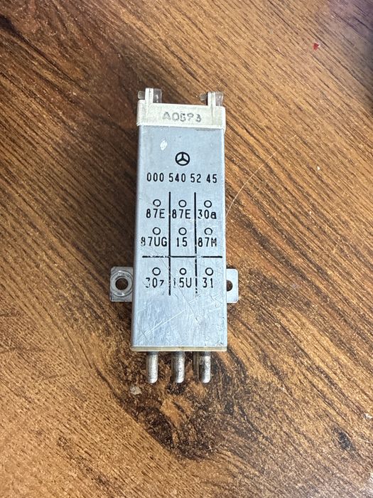Реле перегрузки мерседес 124. W124 e280