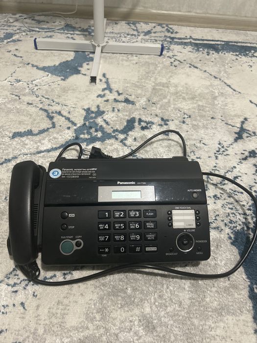 Продам факс Panasonic