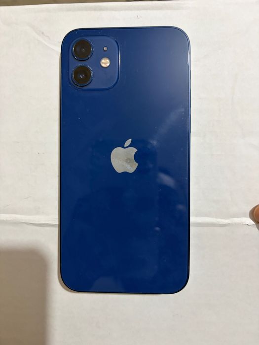 iPhone 12 с коробкой